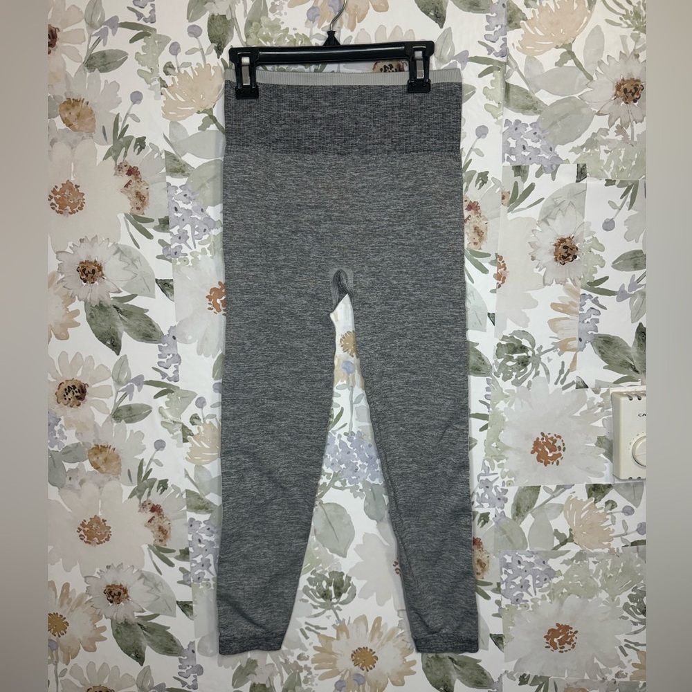 Spanx seamless leggings 🛍